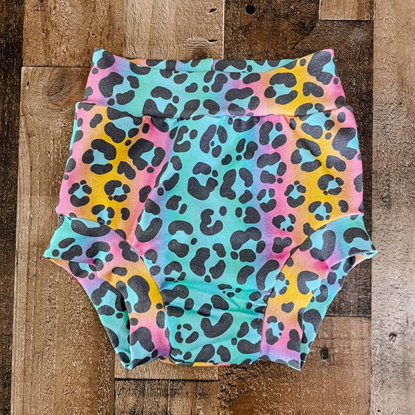 Bright Leopard Bummies